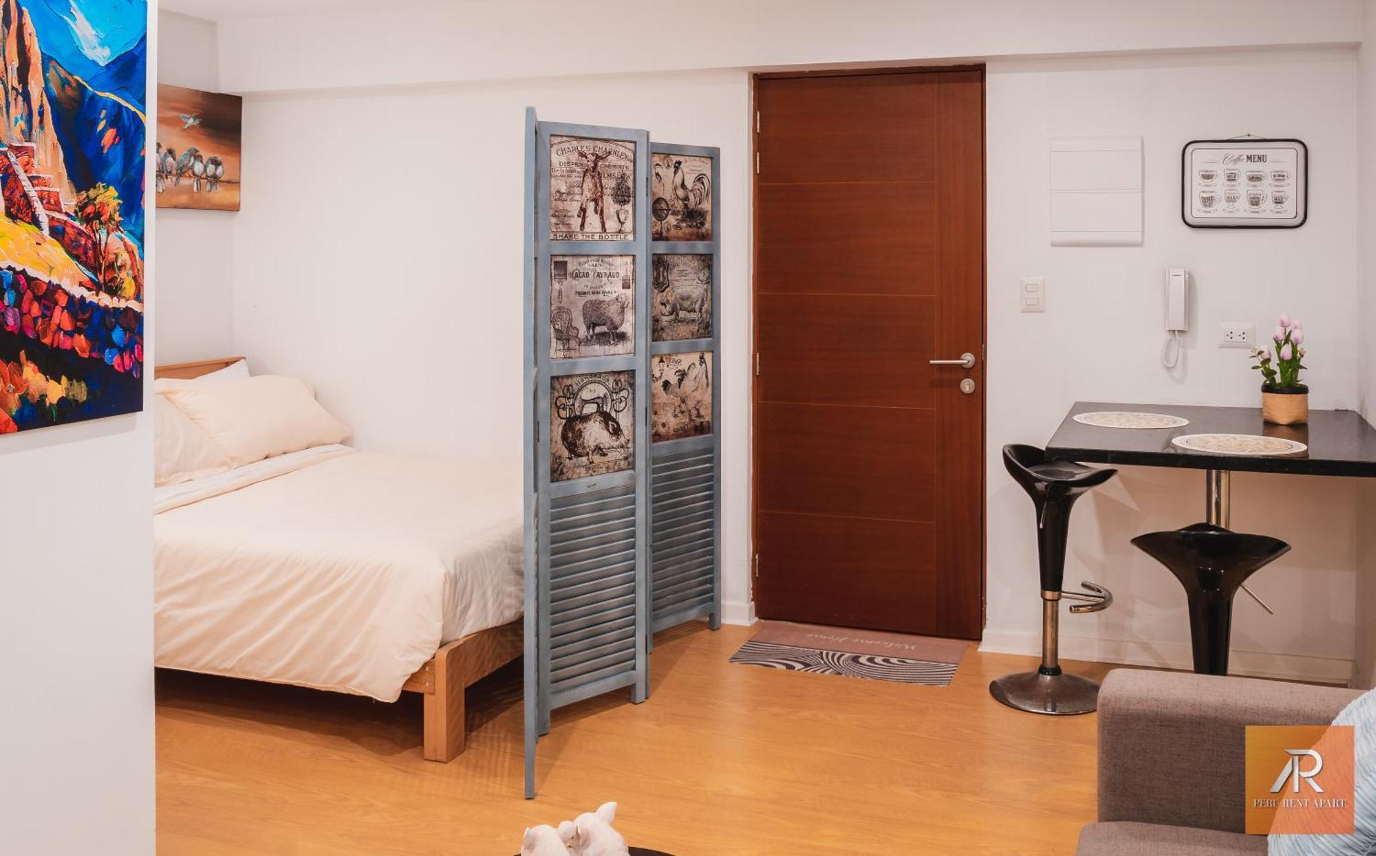 Apartamento En El Corazon De Barranco Y Estacionamiento Libre