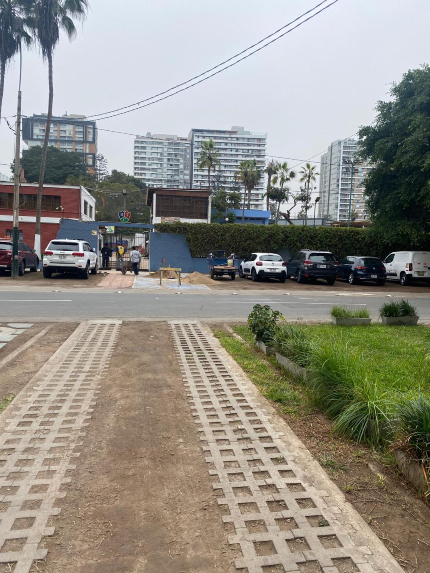 Apartamento En El Corazon De Barranco Y Estacionamiento Libre *