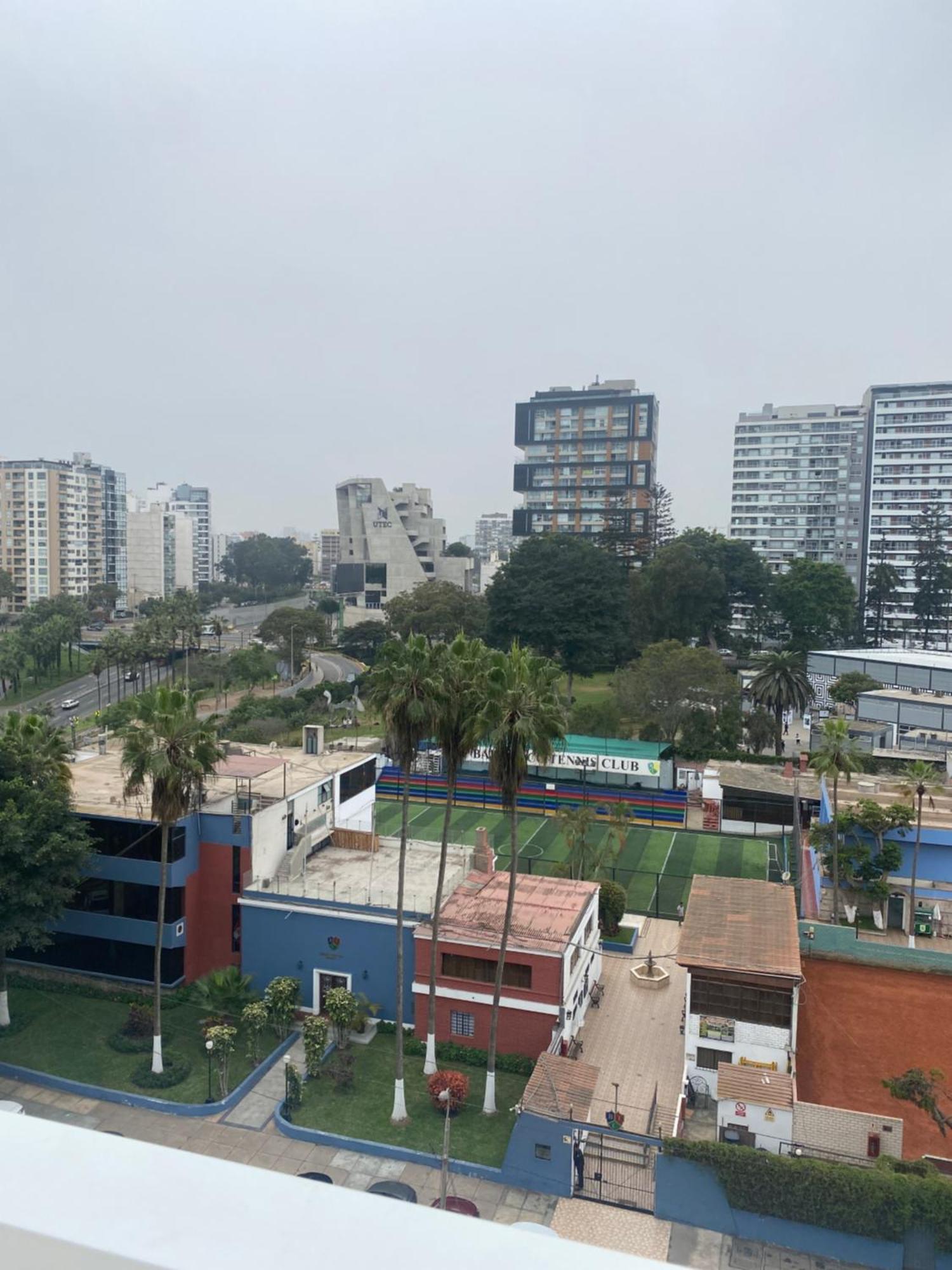 En El Corazon De Barranco Y Estacionamiento Libre *